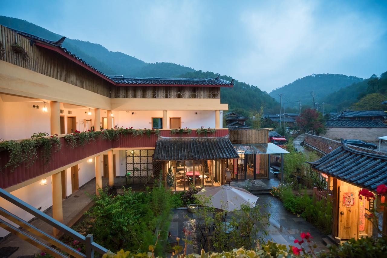 Bamboo Cultural Lake Inn Ninglang Yi Exterior foto